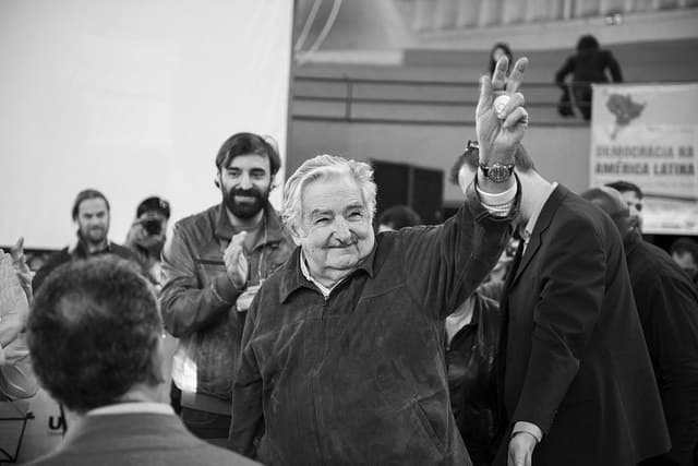 “Nossa luta não é só por democracia, mas por outra civilização”, diz Mujica