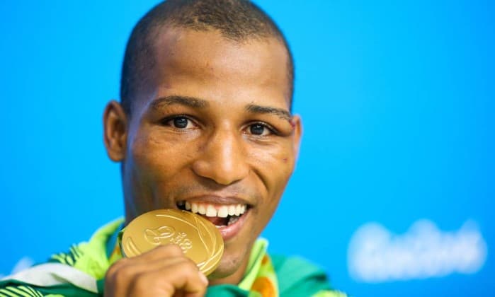 Robson Conceição ganha medalha de ouro inédita no boxe para o Brasil