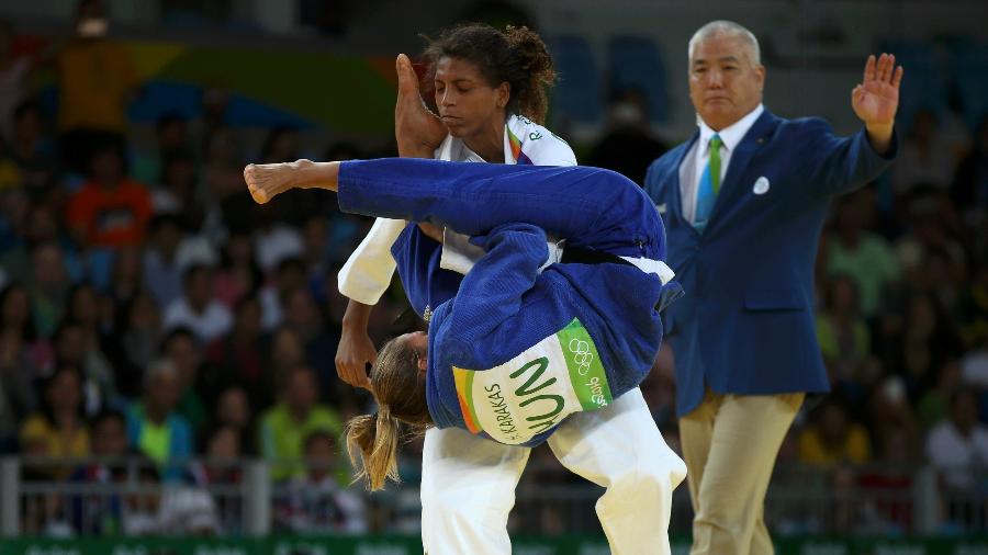 Rafaela Silva é a 1ª brasileira na semifinal do judô da Rio-2016