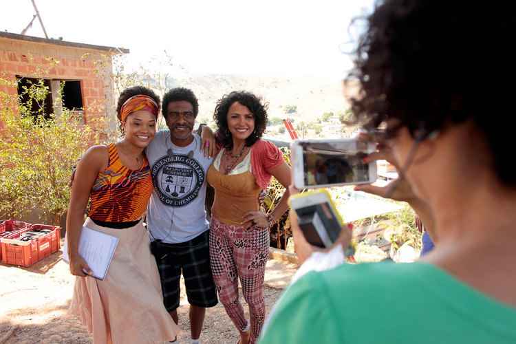 Jeferson De filma na Zona da Mata mineira sobre dificuldade de ser negro no Brasil