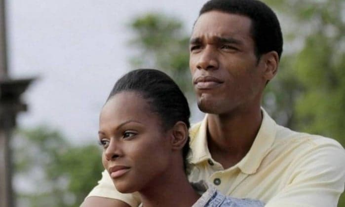 Filme sobre início do relacionamento de Obama e Michelle faz sucesso