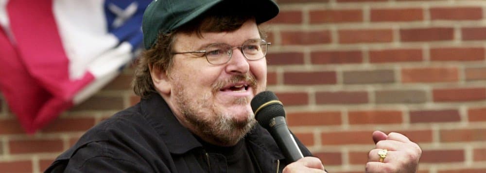 Michael Moore, que previu ascensão de Trump, divulga ‘lista do dia seguinte’