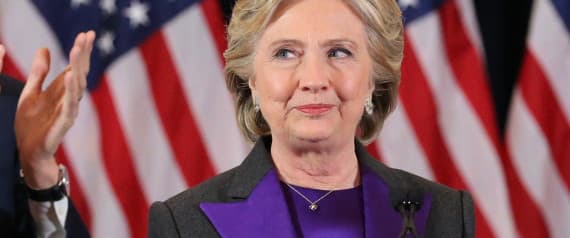 Em discurso da derrota, Hillary fala às mulheres: ‘Nada me fez mais feliz do que ser a campeã de vocês’