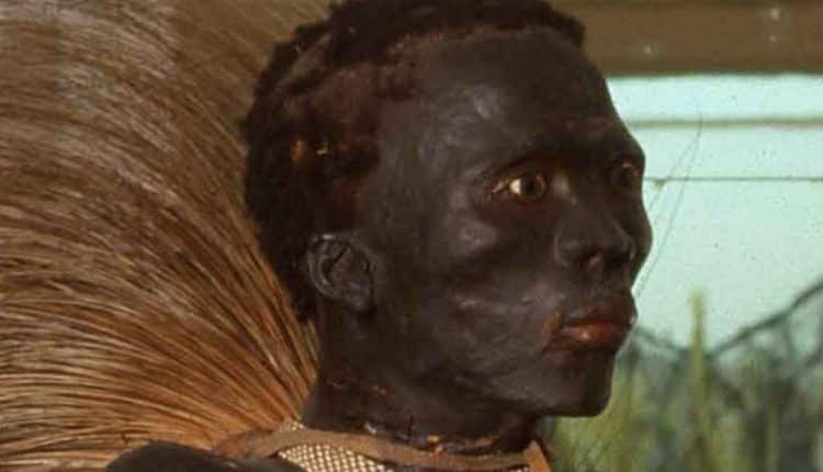 A história cruel de um africano que foi dissecado e exposto como um animal por 80 anos em um museu
