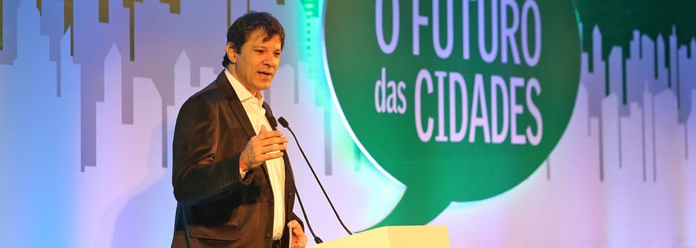 Haddad: só em 2018 saberemos se o Brasil ainda cabe no figurino da República Velha