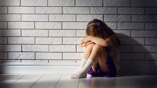 Menina de 10 anos grava seu próprio estupro para que adultos acreditem em denúncia