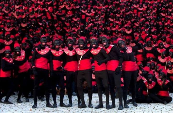 Uma festa que faz blackface coletivo na Espanha quer se tornar Patrimônio Cultural da Humanidade