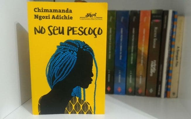 Em livro de contos, Chimamanda mostra machismo e racismo em situações cotidianas