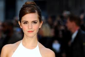 Emma Watson doa 1 milhão de libras para vítimas de assédio