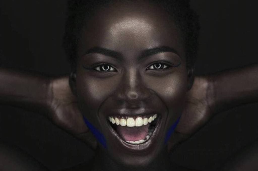 Colorismo? Top model africana fala sobre ser vítima de racismo por ser ‘negra demais’
