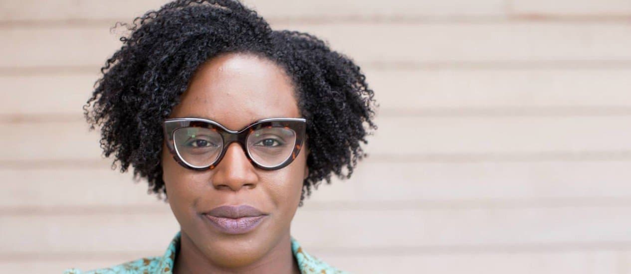 Em novos contos, nigeriana Lesley Nneka Arimah vai do horror à ficção científica