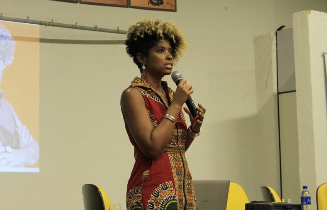 Debate sobre intelectuais negras na universidade abre o IX Artefatos da Cultura Negra