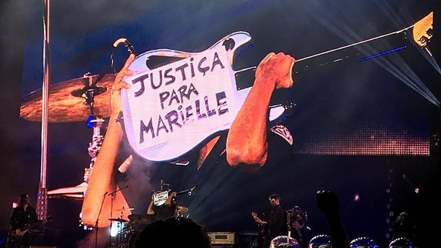 Tom Morello volta ao Brasil e pede justiça para Marielle