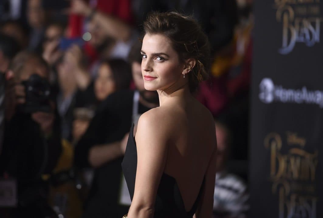 Emma Watson pede acesso global ao aborto em carta aberta