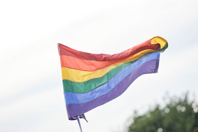 “Mesmo na pandemia, continuamos sendo assassinados”, diz porta-voz da Aliança Nacional LGBTI