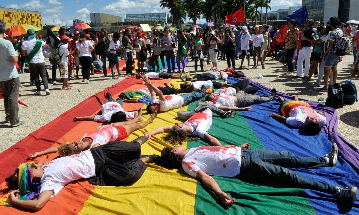 Guia internacional elege o Brasil como o menos recomendado ao turismo LGBT