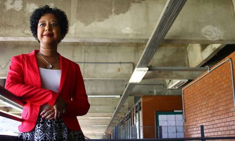 Única docente negra do Departamento de História da UnB luta por igualdade