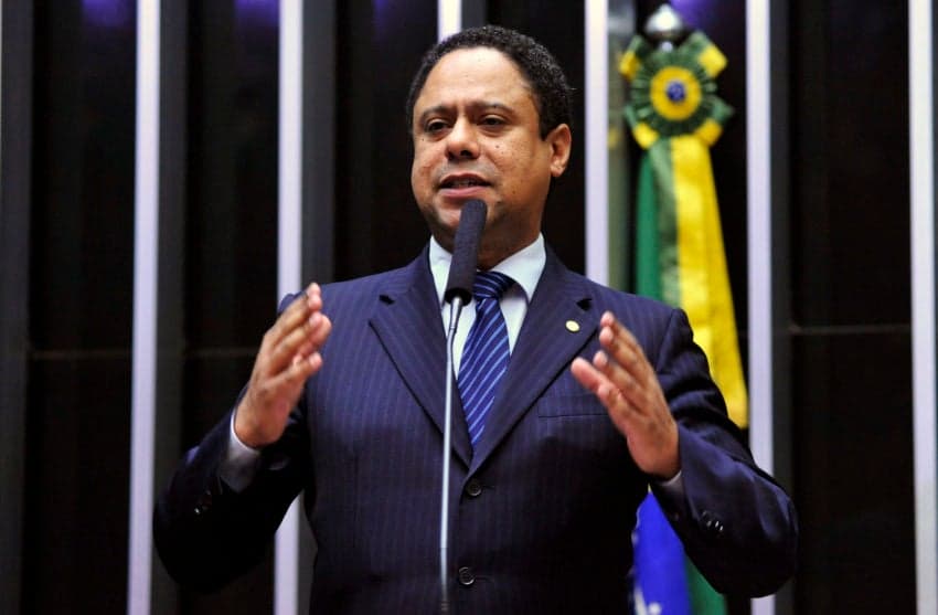 ‘Há um genocídio contra a juventude negra em São Paulo’, diz Orlando Silva 