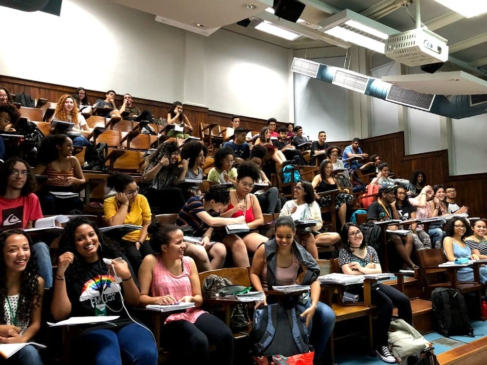 Cursinho pré-vestibular gratuito de alunos da USP oferece 270 vagas em SP