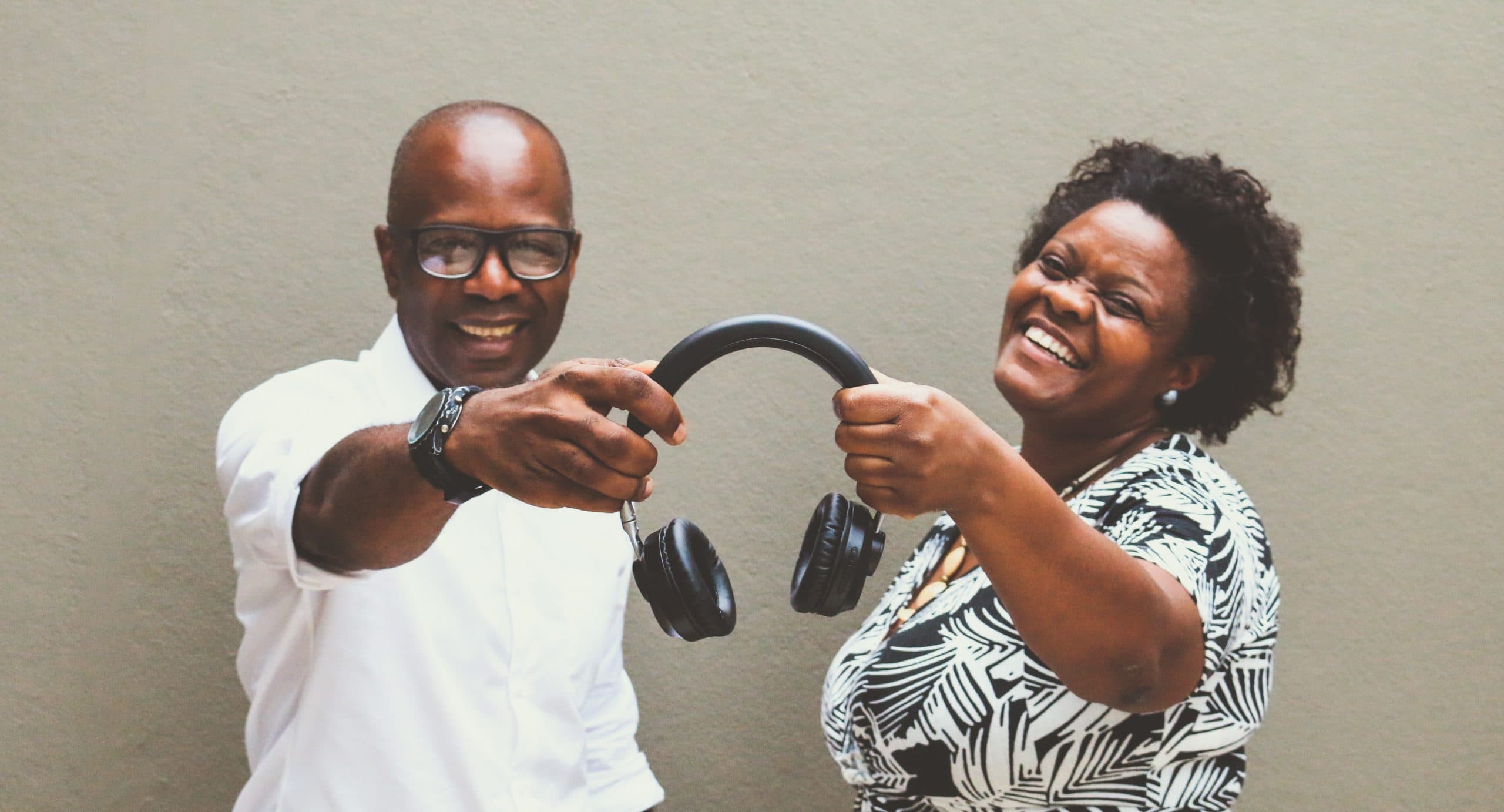 Zumbido: comunidade negra ganha podcast no Spotify