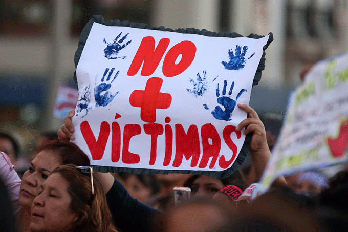 Protesto no México contra feminicídio