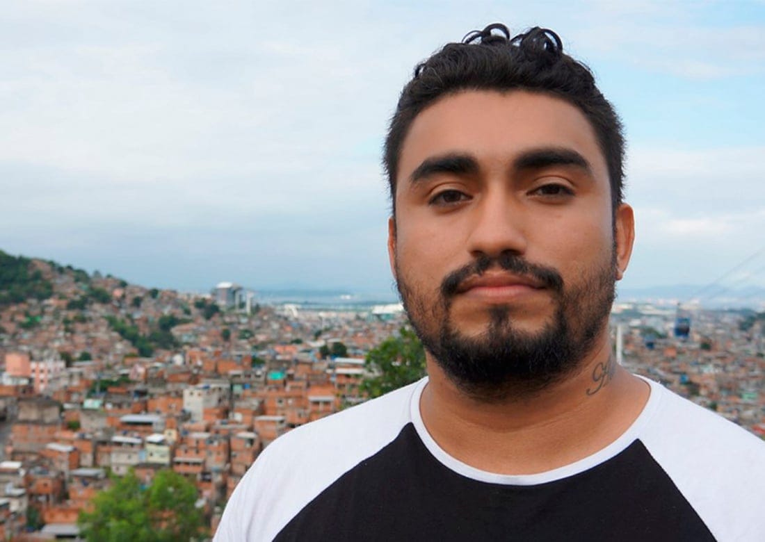 Entrevista com Raull Santiago: A violência nas favelas brasileiras