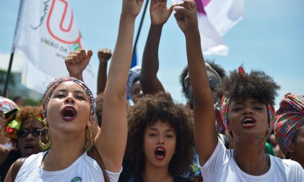 Negro continuará sendo oprimido enquanto o Brasil não se assumir racista, dizem especialistas