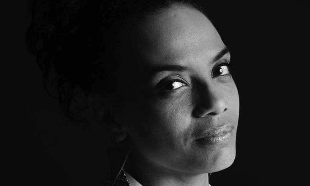 Flávia Oliveira: ‘Glória Maria foi corajosa ao ousar ser um corpo negro feminino no jornalismo de TV’