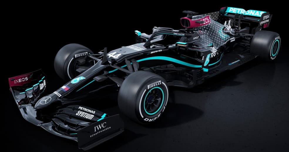 Mercedes passa a ter carro pintado de preto na F1 para marcar posição contra o racismo