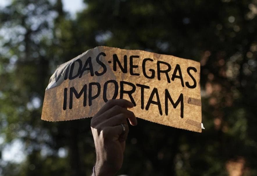 Campanha lança manifesto ‘Vidas Negras Importam’ e propõe 10 metas para reduzir impacto do racismo