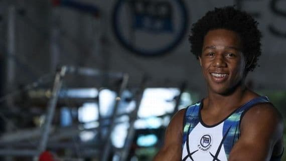 Melhor ginasta negro da história do Brasil perde emprego após denunciar supostos casos de racismo