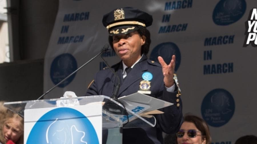 Mulher negra é nomeada para principal cargo da polícia de Nova York