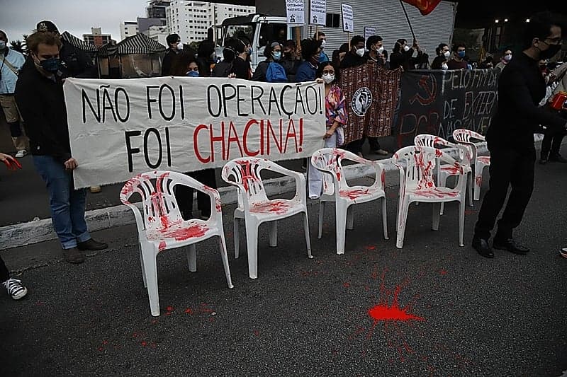 Boletins médicos de Jacarezinho indicam extermínio policial, não mortes em confronto
