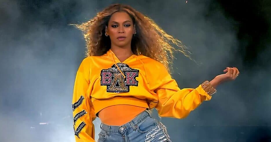 Beyoncé é eleita melhor artista de turnês da década