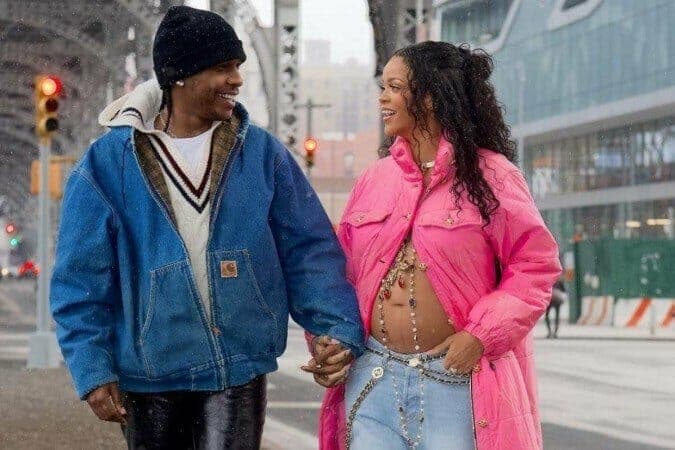 Rihanna confirma gravidez do primeiro filho com o namorado A$AP Rocky