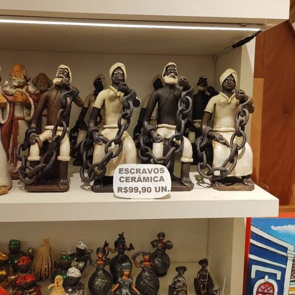 Historiador encontra cerâmicas de negros escravizados à venda em loja no aeroporto de Salvador: ‘Sensação de choque e indignação’
