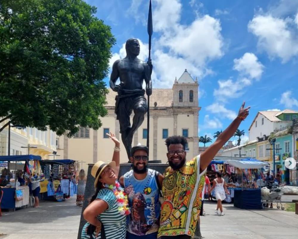 Projeto turístico Guia Negro percorre monumentos históricos da cultura afro em Salvador