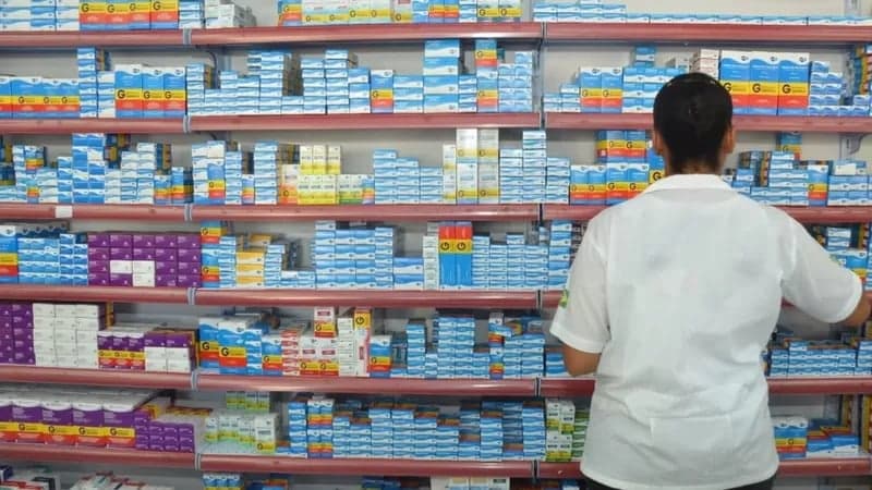 Como falta de medicamentos no SUS empurra 10 milhões de brasileiros à pobreza por ano