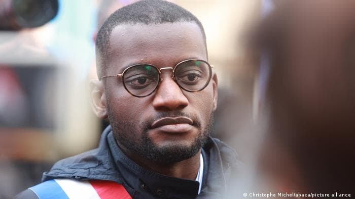 França: Discriminação de deputado franco-angolano choca comunidade lusófona