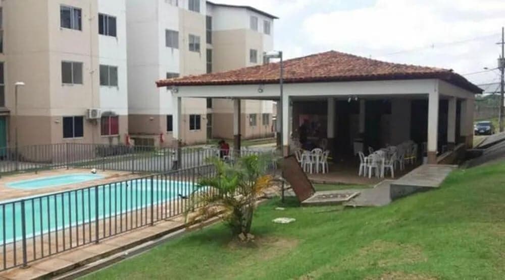 Expulso da piscina de condomínio, estudante africano denuncia caso de racismo na Grande Belém