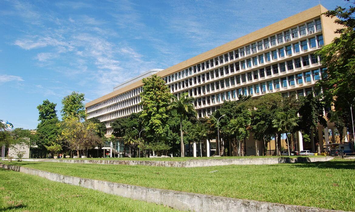 Universidade Federal do Rio de Janeiro pode eleger o seu primeiro reitor negro em 103 anos de fundação